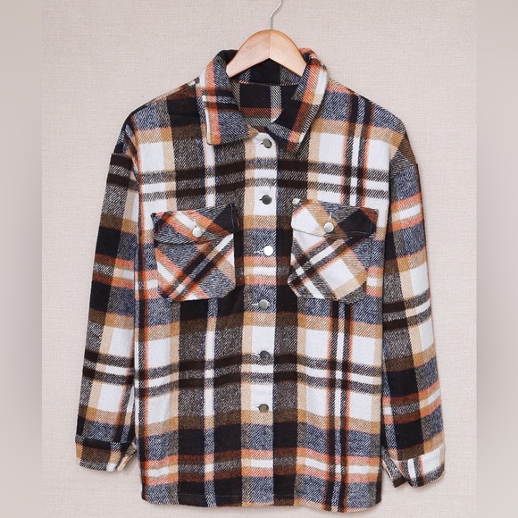 PLAID BUTTON FRONT SHIRT JACKET WITH BREAST POCKETS - Picture 3 of 4